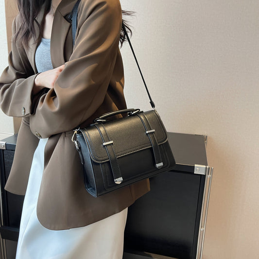 Sac bandoulière élégant, minimaliste et polyvalent pour femme